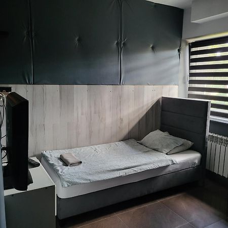 M Hostel Γκλίβιτσε Εξωτερικό φωτογραφία