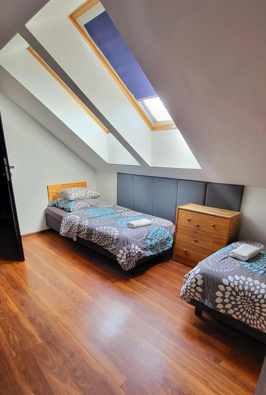 M Hostel Γκλίβιτσε Εξωτερικό φωτογραφία