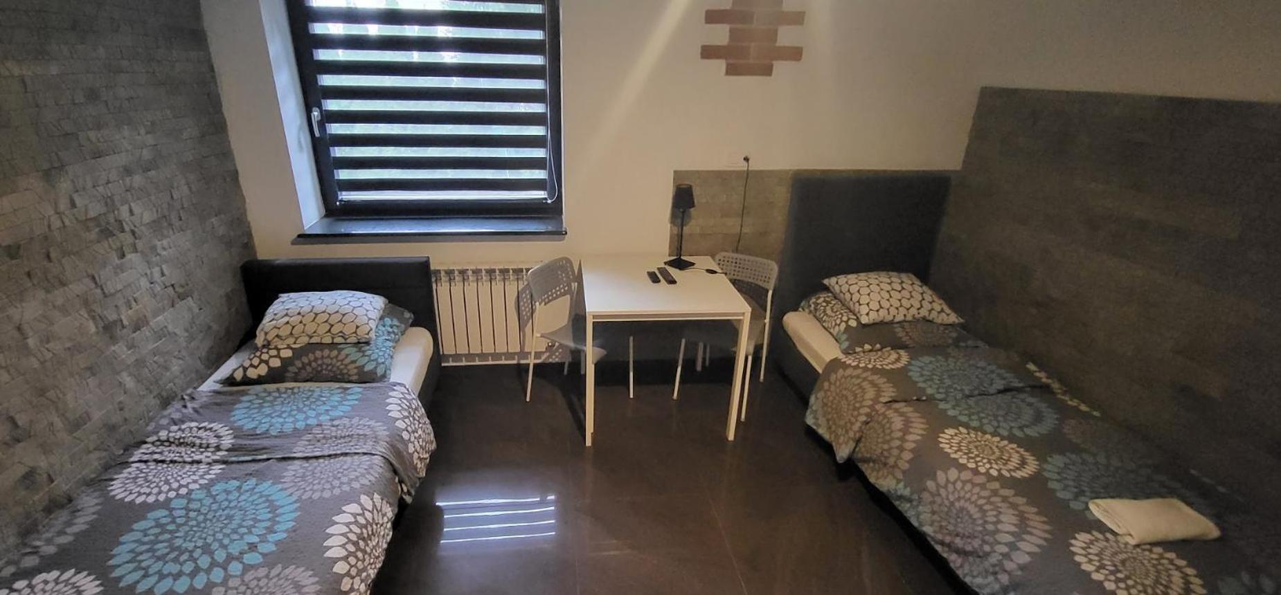 M Hostel Γκλίβιτσε Εξωτερικό φωτογραφία