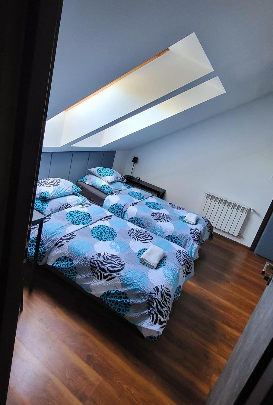 M Hostel Γκλίβιτσε Εξωτερικό φωτογραφία