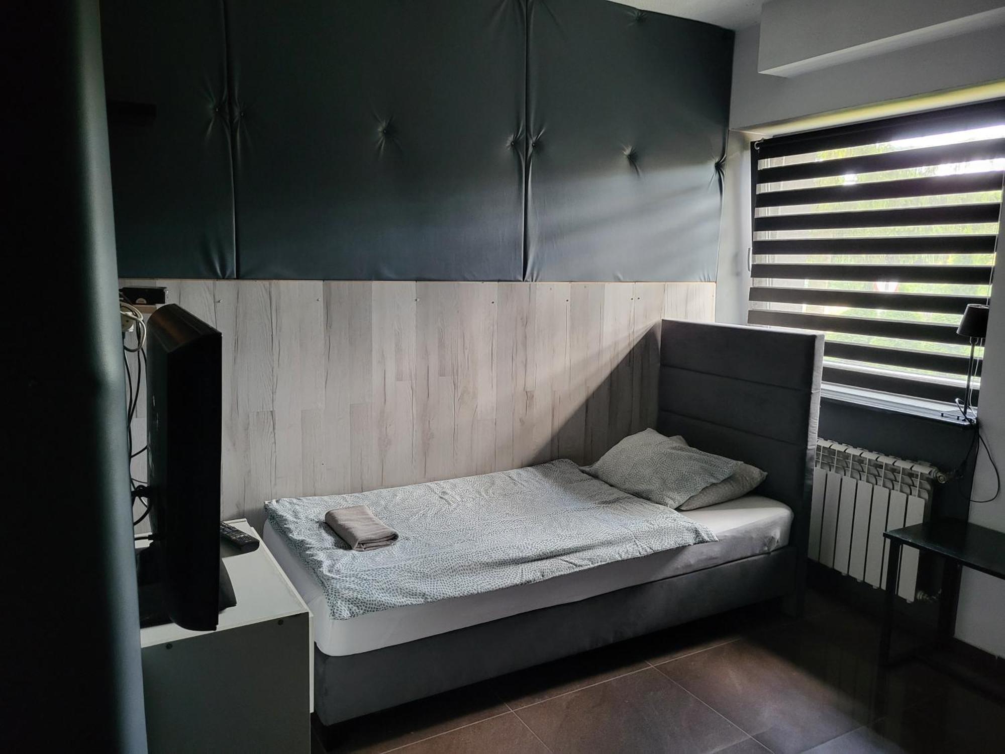 M Hostel Γκλίβιτσε Εξωτερικό φωτογραφία