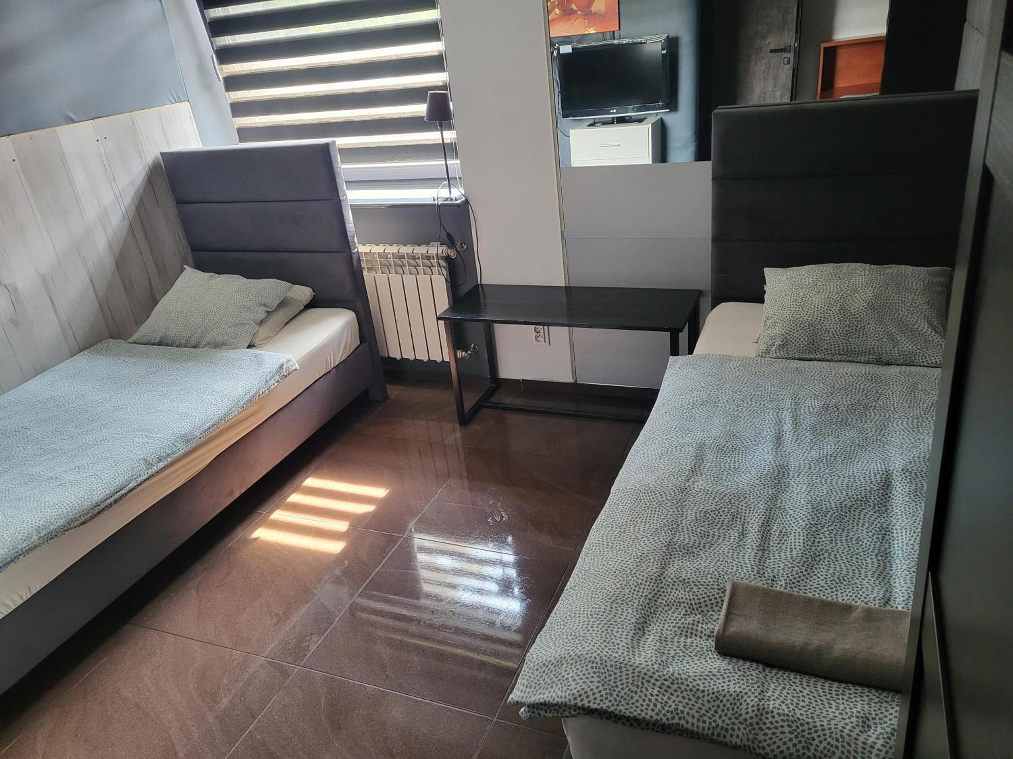M Hostel Γκλίβιτσε Εξωτερικό φωτογραφία